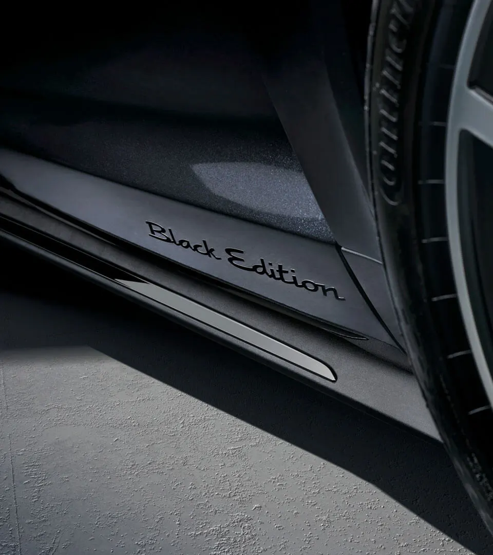 Porsche Cayenne - Black Edition section
